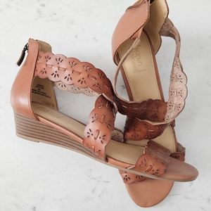 9.5 size Sandals cognac brown